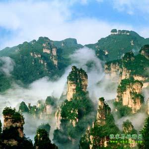 【長(zhǎng)沙往返線路1】張家界、鳳凰古城、天子山、黃龍洞三晚四日游